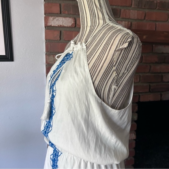 NWT Parker Atlas Embroidered Midi Dress in Glacius White Sz S - Picture 5 of 11